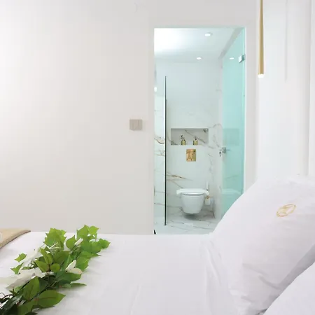 Mona Lisa Apartament