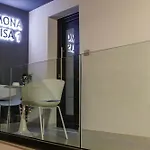 Mona Lisa Apartment